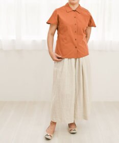 muuc 〈ドライタッチな上質コットン100%〉〈タイプライター生地〉後ろギャザー入り フレンチスリーブのブラウス