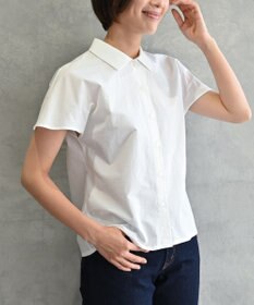 muuc 〈ドライタッチな上質コットン100%〉〈タイプライター生地〉後ろギャザー入り フレンチスリーブのブラウス