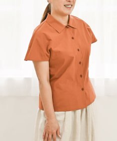 muuc 〈ドライタッチな上質コットン100%〉〈タイプライター生地〉後ろギャザー入り フレンチスリーブのブラウス