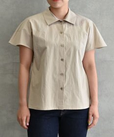 muuc 〈ドライタッチな上質コットン100%〉〈タイプライター生地〉後ろギャザー入り フレンチスリーブのブラウス