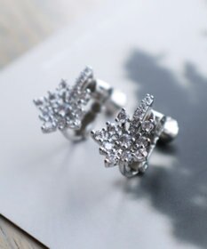 Tiaclasse 【安田美沙子さん着用・金属アレルギー対応】スノーフレークピアス／イヤリング