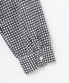 J.PRESS LADIES L ジーナ梨地 幾何プリント ブラウス