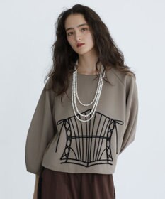 Green Parks ■ESCAR コルセットコード刺繍プルオーバー