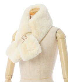 MOONBAT 【大人百花1月号掲載】FURLA フェイクファーマフラー ベルト差し込み ファーティペット ロゴプレート付