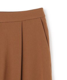 BEIGE， GYPSUM / シルキータッチ セミワイドタックパンツ