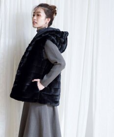 Tiaclasse 【2WAY】着回し自由のリバーシブルキルトフェイクファーベスト