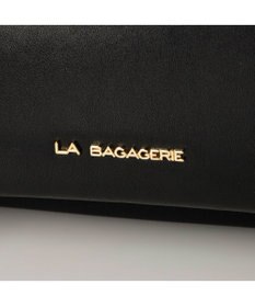 LA BAGAGERIE リサイクルレザー　フラップショルダー