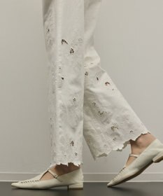 GRACE CONTINENTAL カットワークフレアパンツ