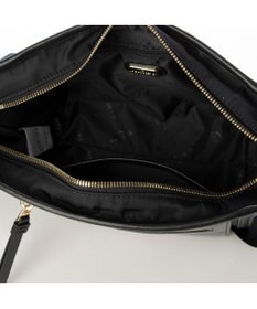 LA BAGAGERIE リサイクルレザー　フラップショルダー