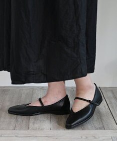 APOM 日本製 晴雨兼用スクエアトゥストラップシューズ15＜CRAHUG限定＞