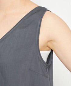 uncrave ドレープツイル Vネックトップス