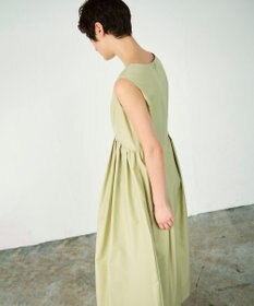 GRACE CONTINENTAL タックフレアロングワンピース