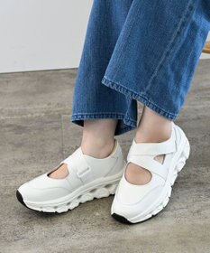 Pointer 日本製 本革ストラップスニーカー