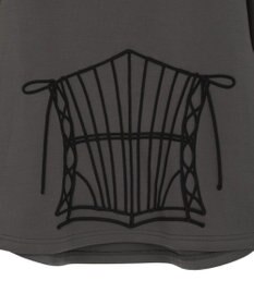 Green Parks ■ESCAR コルセットコード刺繍プルオーバー