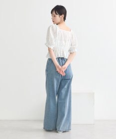 earth music&ecology フラワー刺繍フリルヘムブラウス