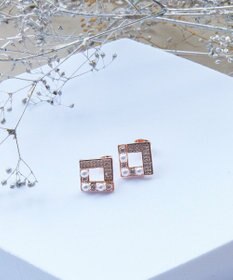 Tiaclasse 【金属アレルギー対応】スクエアストーン養殖パールピアス