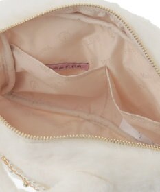 Maison de FLEUR チャーム付きファー2Wayボストンバッグ