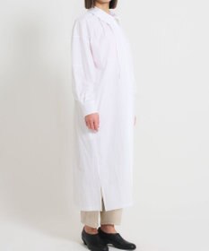 muuc 〈多彩な着方が叶う〉〈衿立て＆衿折り〉〈遠州織物の工場で織られた上質なコットン生地〉リボン紐付き多様衿 シャツワンピース