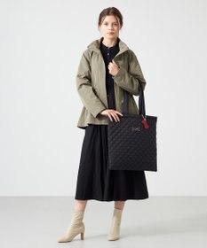 LA BAGAGERIE 【LA BAGAGERIE×HELLO KITTY】リボンチャーム付き　キルティングトート