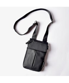 Y'SACCS ナイロン×牛革コンビシリーズ　縦型ポシェット