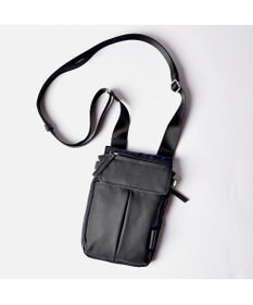 Y'SACCS ナイロン×牛革コンビシリーズ　縦型ポシェット