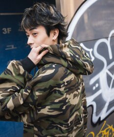 WEGO 【ユニセックス着用ITEM/MLサイズ展開】カモフラグラフィックZIPパーカー