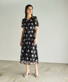 GRACE CONTINENTAL レトロフラワー刺繍ワンピース