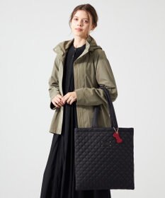 LA BAGAGERIE 【LA BAGAGERIE×HELLO KITTY】リボンチャーム付き　キルティングトート