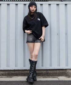 WEGO 【ユニセックス着用ITEM/MLサイズ展開】アクセ付きストレートライングラフィックT（SS）