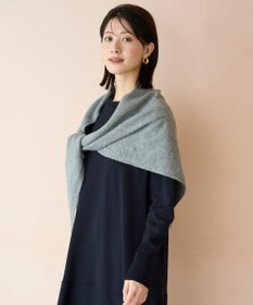 UNFILO 【WEB/一部店舗限定】ふわふわニット 三角ストール