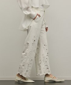 GRACE CONTINENTAL カットワークフレアパンツ
