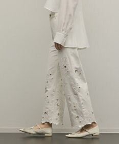 GRACE CONTINENTAL カットワークフレアパンツ