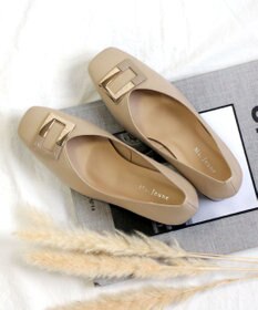 Pointer 日本製 バックルモチーフスクエアトゥパンプス