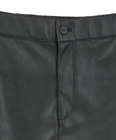 AMERICAN HOLIC フェイクレザーハーフパンツ