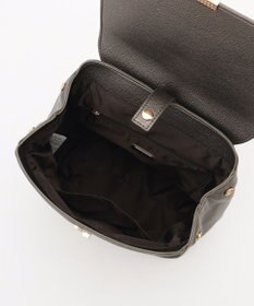 LA BAGAGERIE フロント金具デイリーリュック