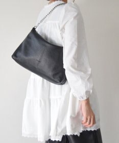 INTER-CHAUSSURES 【RIPANI】チェーンハンドルレザーバッグ