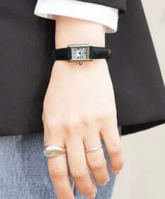 CITIZEN 【電池交換不要】ヴィンテージ調の小ぶりなスクウェアウオッチ EG2790-12A