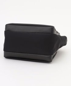 Y'SACCS 【大人のおしゃれ手帖10月号掲載】市川実和子×Y'SACCS　ナイロンすっきりミニマムトート