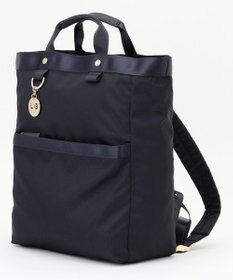 LA BAGAGERIE チャーム付き　ナイロンスクエアリュック