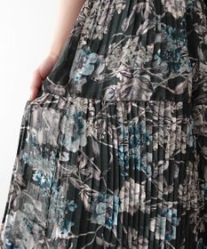 YECCA VECCA 【追加生産】フラワー柄シアープリーツワンピース