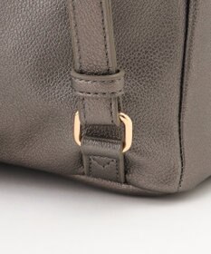 LA BAGAGERIE フロント金具デイリーリュック