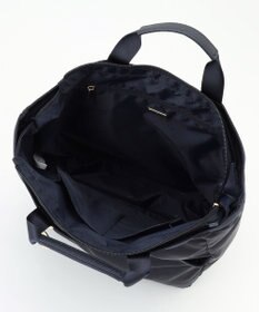 LA BAGAGERIE チャーム付き　ナイロンスクエアリュック