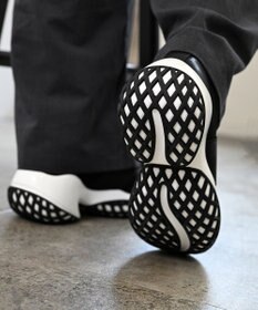 APOM 晴雨兼用　プラットフォームスリップオンスニーカー