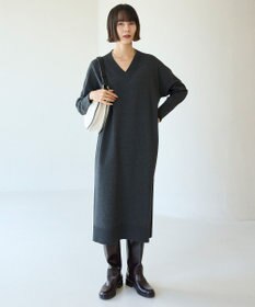 UNFILO 【野呂佳代さん着用】マイビューティニット Ｖネックワンピース