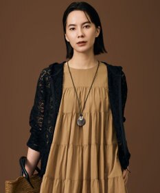 自由区 【WEB限定・1枚で華やぐ・旬スタイル】テクスチャーレーシージップ パーカー