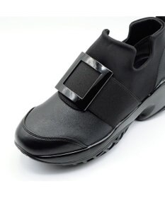 APOM プラットフォームスリップオンスニーカー