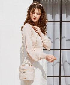 Maison de FLEUR リボンキルティングキューブショルダーバッグ