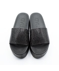 APOM ラインストーンリカバリーサンダル