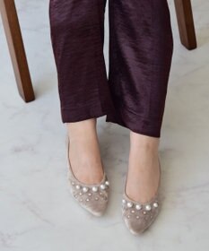 Bridget Birkin 【Bridget Birkin】パールストーンベロアパンプス