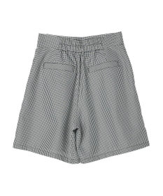 earth music&ecology タックショートパンツ